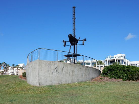 HMAS Brisbane Lookout
